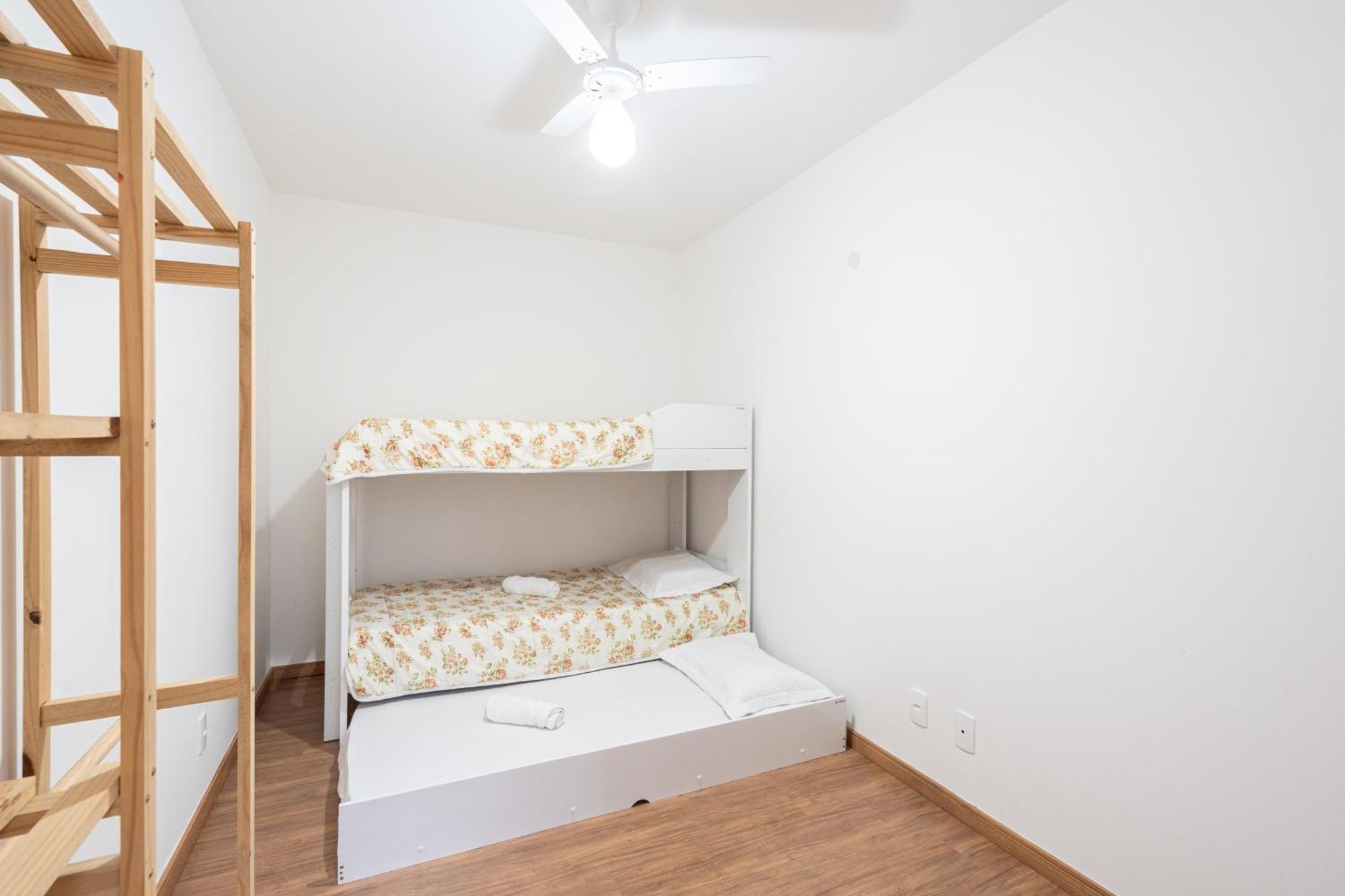 Aptos Completos Com Vista Mar Pe Na Areia Em Barra Velha Em Condominio Resort Com Spa, Piscina, Quadra De Futebol, Sala De Jogos, Brinquedoteca, Complexo Com Diversos Comercios Pokój zdjęcie